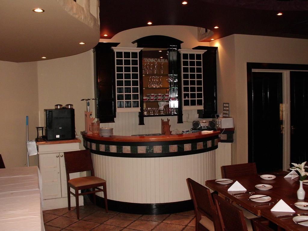 Tralee Central Hotel Eksteriør billede